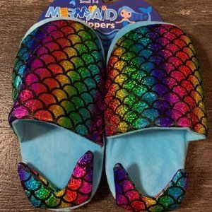 Mermaid Rainbow Glitter Scales Slippers‎ Girl's Size Small 5-6